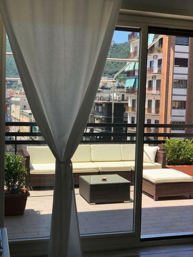 Mareluna Penthouse - Luxury Suites Salerno Esterno foto