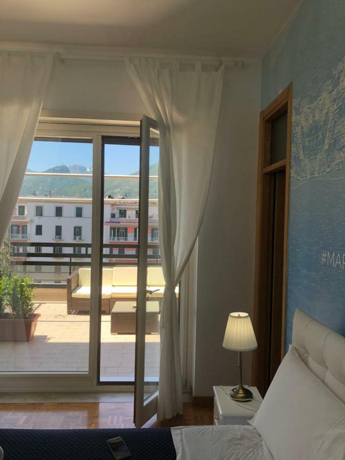 Mareluna Penthouse - Luxury Suites Salerno Esterno foto